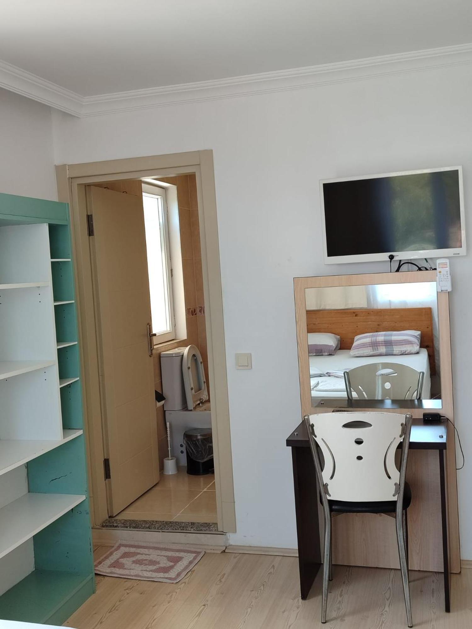 Flora Pansiyon Cirali Apartment Kemer Exterior photo
